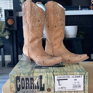 Corral women’s cowboy boots